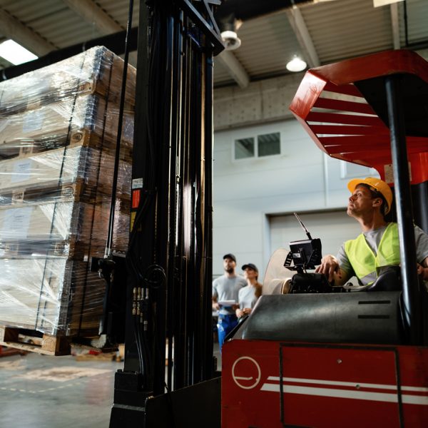 Corso per lavoratori addetti alla conduzione di carrelli industriali semoventi